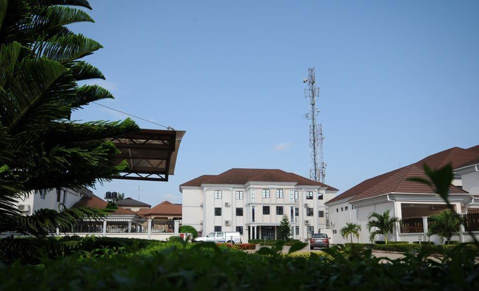 Homeville Inn - Housity