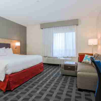 TownePlace Suites McAllen Edinburg Rooms