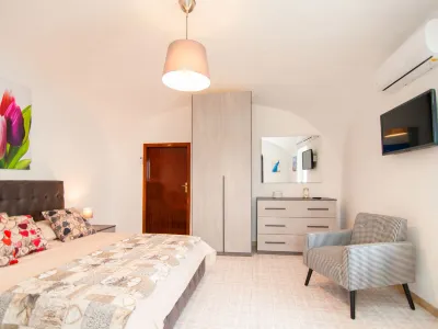 Blue Paradise - Sea View Apartment
