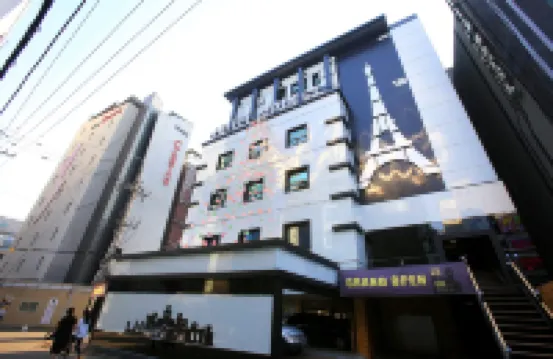 Main st 飯店 西首爾湖水公園附近的飯店