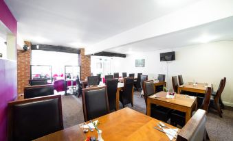 OYO White Horse Lodge Hotel, East Thirsk