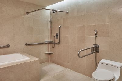 バリアフリークイーンルーム ザ・ウェスティン クアラルンプールの写真