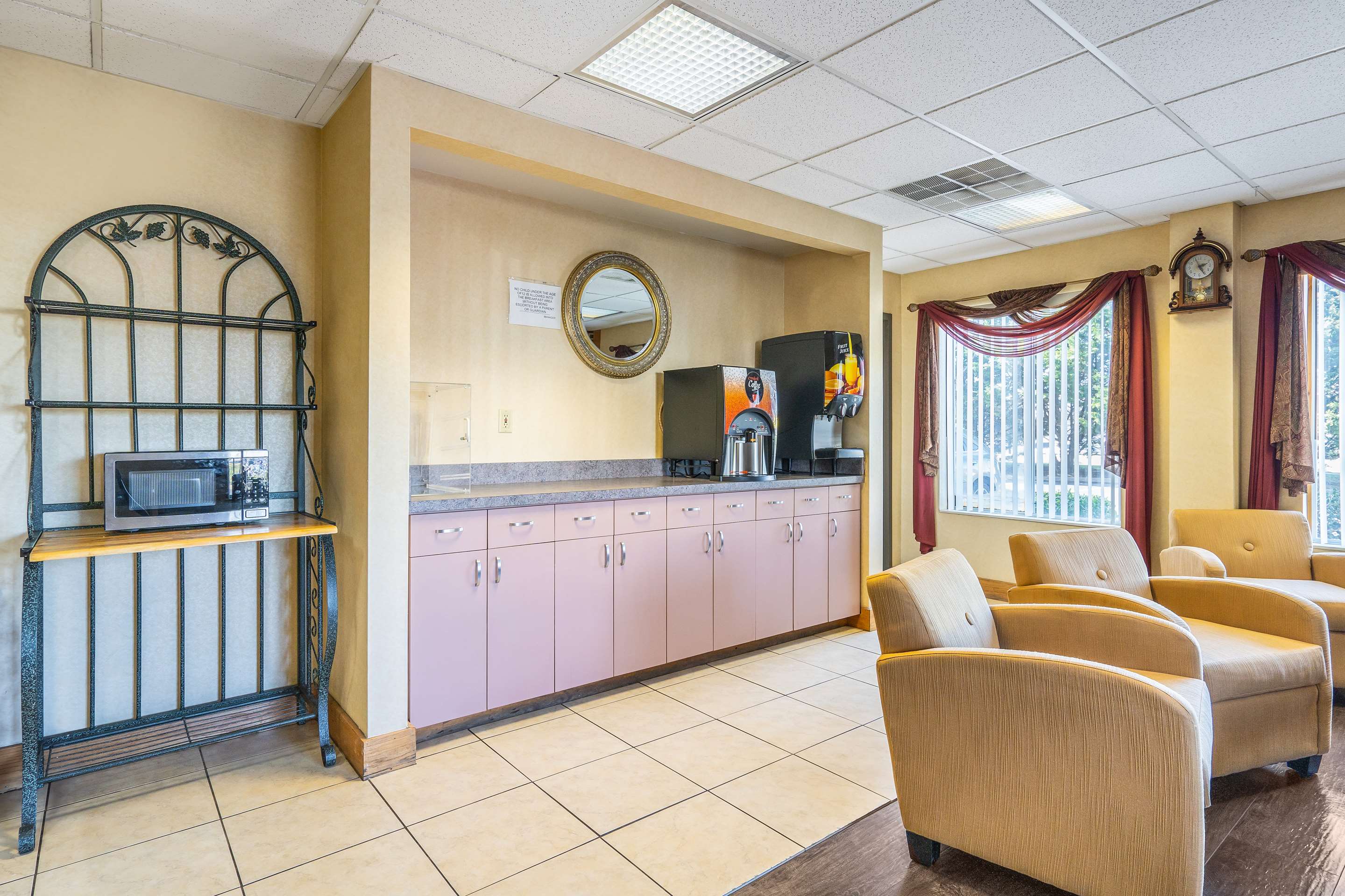 Americas Best Value Inn Chattanooga N