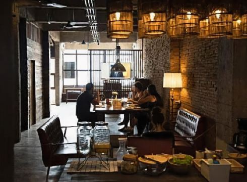 สุเนต์ตา โฮสเทล เชียงใหม่