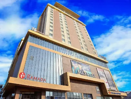 Ramada by Wyndham Ulaanbaatar Citycenter Отели рядом с достопримечательностью «Монгольский государственный университет»