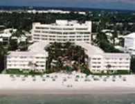 Edgewater Beach Hotel Hotels near Clam Pass Park