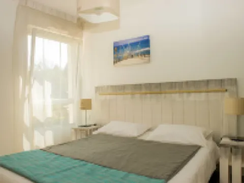 Les Jardins d'Arvor 貝諾代酒店