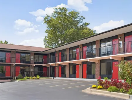 Super 8 by Wyndham Jessup/Baltimore Area Отели в г. Джессап