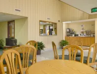 Super 8 by Wyndham Bentonville