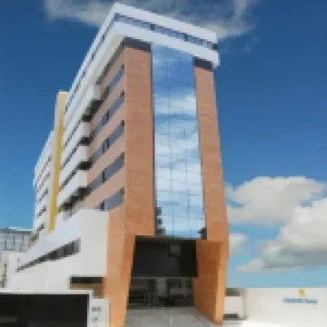 팜스 트로피칼리스 호텔