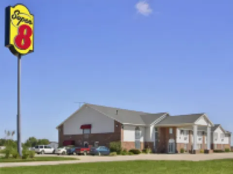 Super 8 by Wyndham Jerseyville Hotels in Jersey County