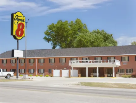 Super 8 by Wyndham Sheldon Отели в г. Шелдон