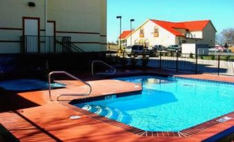 Super 8 by Wyndham Brenham TX