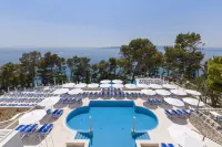 Bluesun Mala Berulia Hotels in Brela