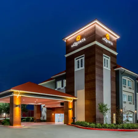 La Quinta Inn & Suites by Wyndham Orange