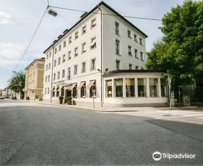 Boutique Hotel & Villa Auersperg