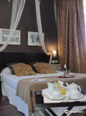 Jeys Catedral Jerez Hotels near Villa magica