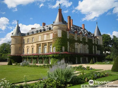 ibis Rambouillet Отели в г. Ле Пере-ан-Ивелин