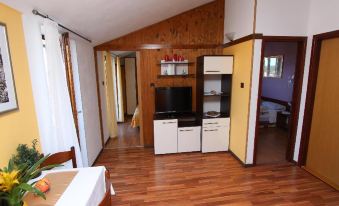 Rooms and Apartment Matosevic