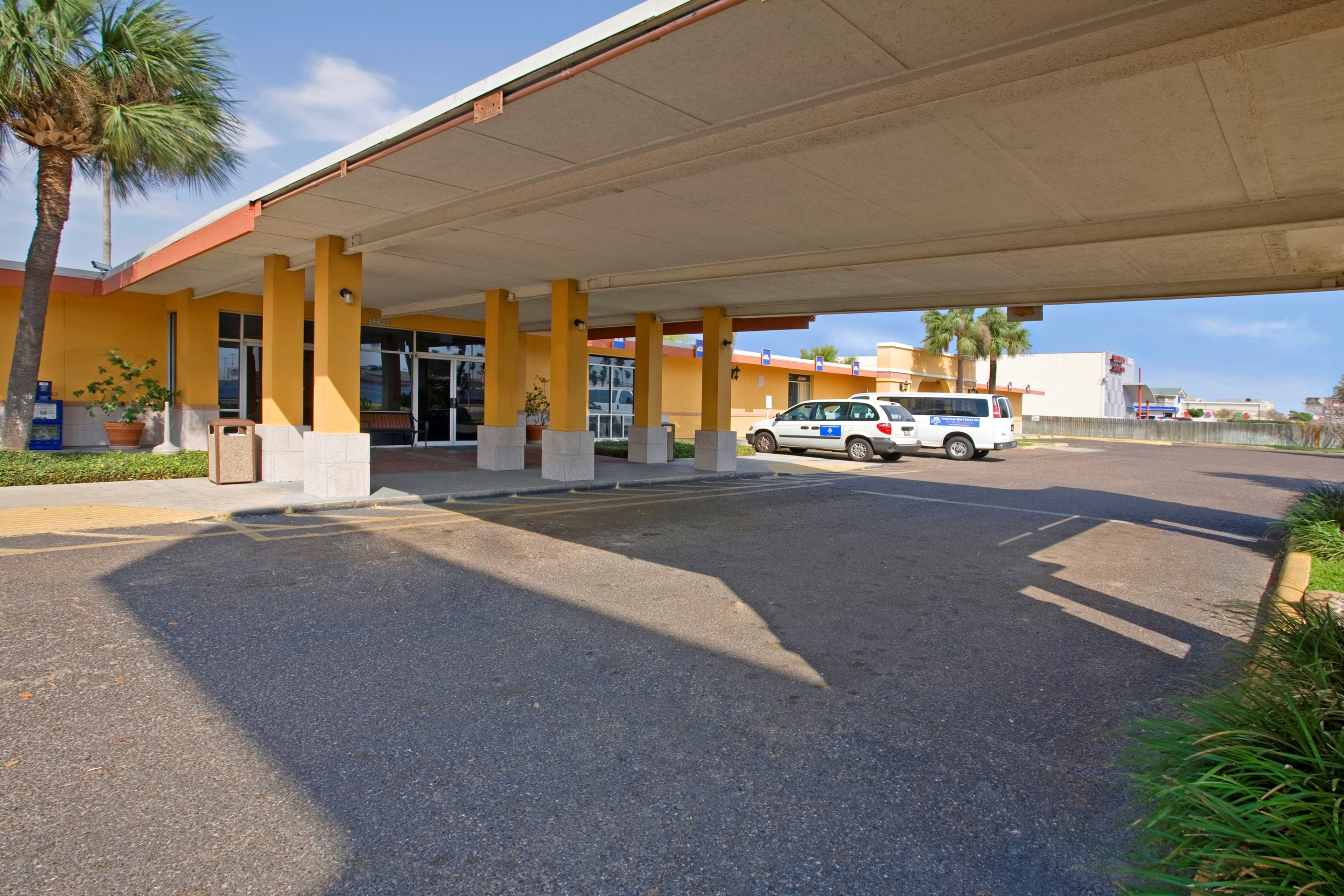 Americas Best Value Inn Laredo