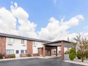 Super 8 by Wyndham Bourbonnais/Kankakee Area