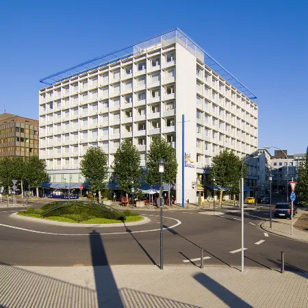 Premier Inn Saarbruecken City Centre Отели в г. Саарбрюккен