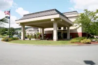 Hampton Inn White River Junction فنادق في 