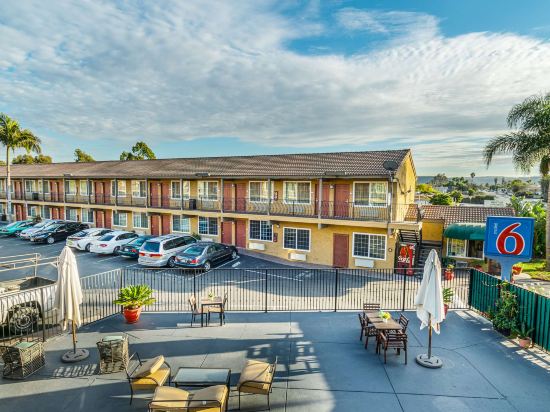 hotels and motels in hollister california