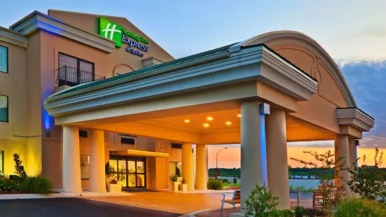 Holiday Inn Express & Suites Muskogee