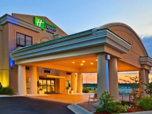 Holiday Inn Express & Suites Muskogee