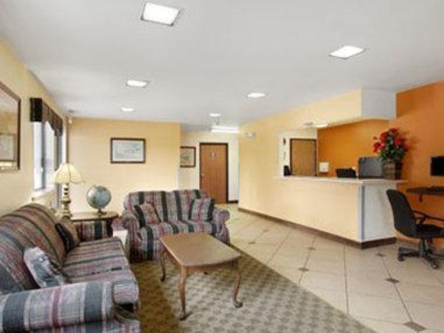 Super 8 by Wyndham Danville