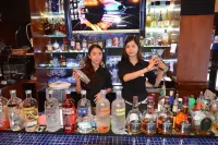 Century Hotel - bar