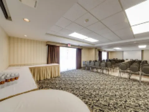 Monte Carlo Inn - Toronto Markham Hotels in Markham
