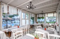 Alkyoni Beach Hotel