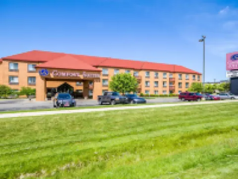 Comfort Suites Hotels in Stevens Point