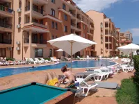 Apart Hotel Kasandra - Kolam Renang