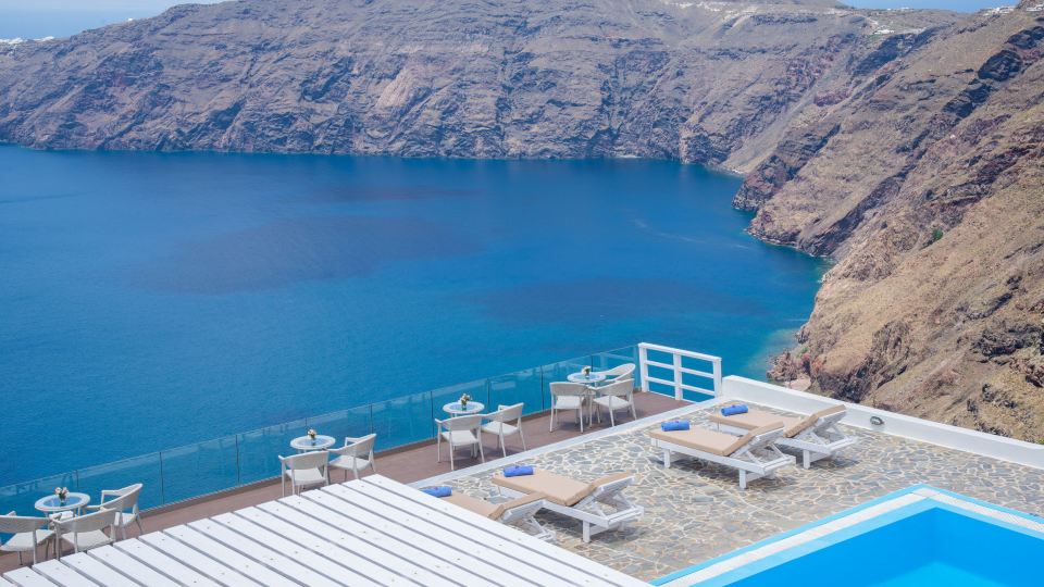 Gizis Cliffside Suites