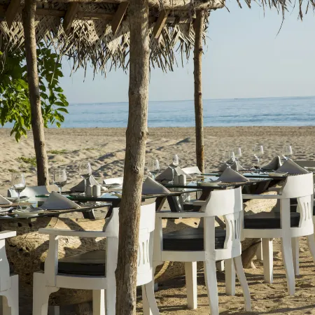 Maalu Maalu Resort & Spa - Thema Collection
