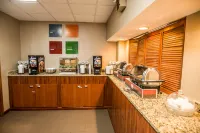 Best Western Chocolate Inn at the Park - breakfast