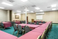 Baymont by Wyndham Colorado Springs - spa