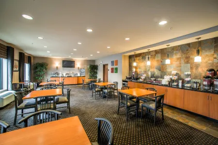 費爾維尤高地舒適套房飯店