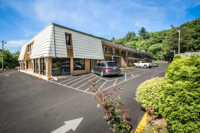 Econo Lodge Biltmore Hotels in Asheville