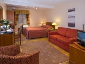 Rainbows Lodge Hotel and Serviced Apartments