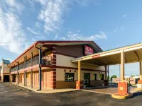 Econo Lodge Inn & Suites I-35 at Shawnee Mission Hotels in Overland Park