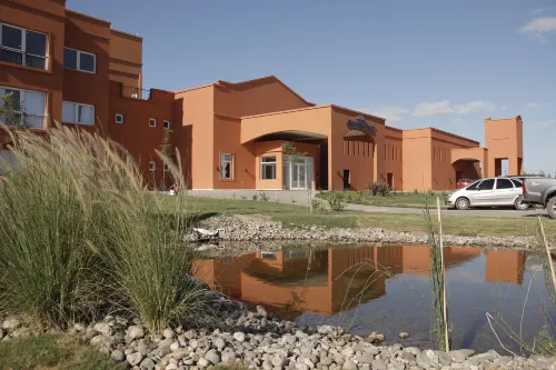 Howard Johnson by Wyndham Funes Hotels in Funes