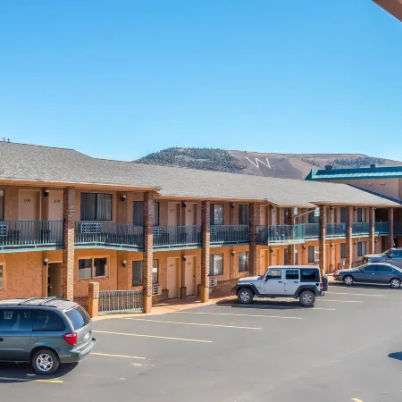 Wingate by Wyndham Gunnison Near Western Colorado University