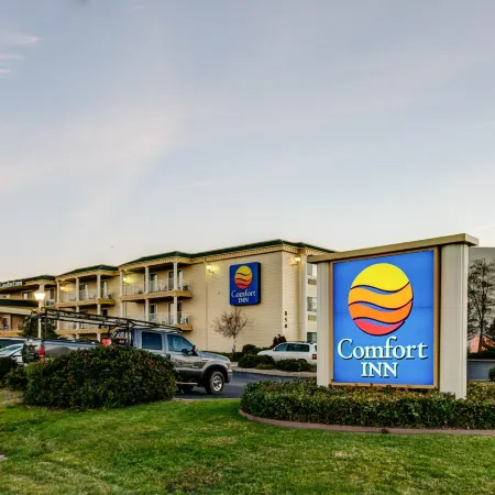 Comfort Inn Redding Near I-5