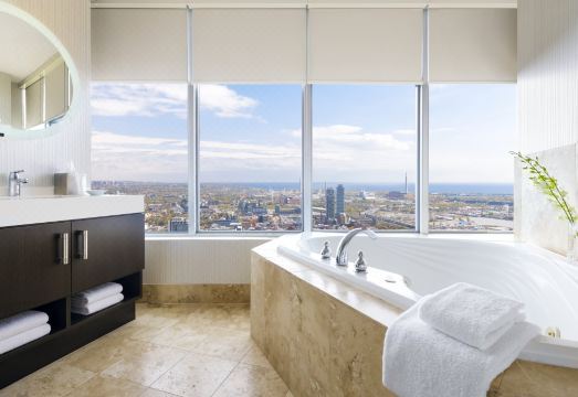 원 킹 웨스트 호텔 & 레지던스