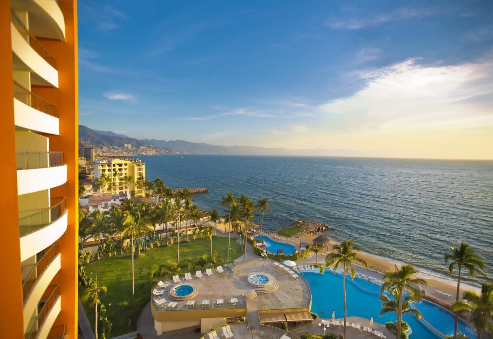 Sunset Plaza Beach Resort & Spa Pto Vallarta All Inclusive - Valoraciones  de hotel de 4 estrellas en Puerto Vallarta