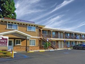 Regency Inn & Suites Downey